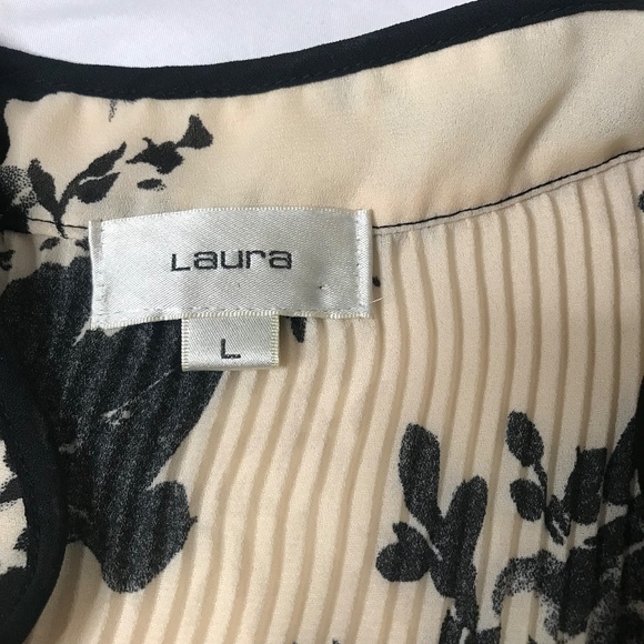 Women's Pleated Black and Beige Polyester Floral Blouse Large - Picture 10 of 12